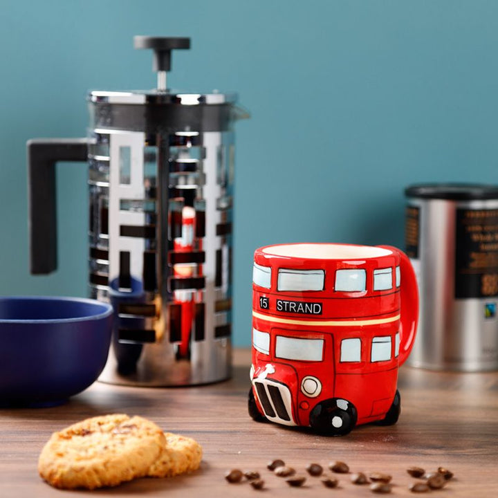 Tasse in Form eines Londoner Routemaster Busses