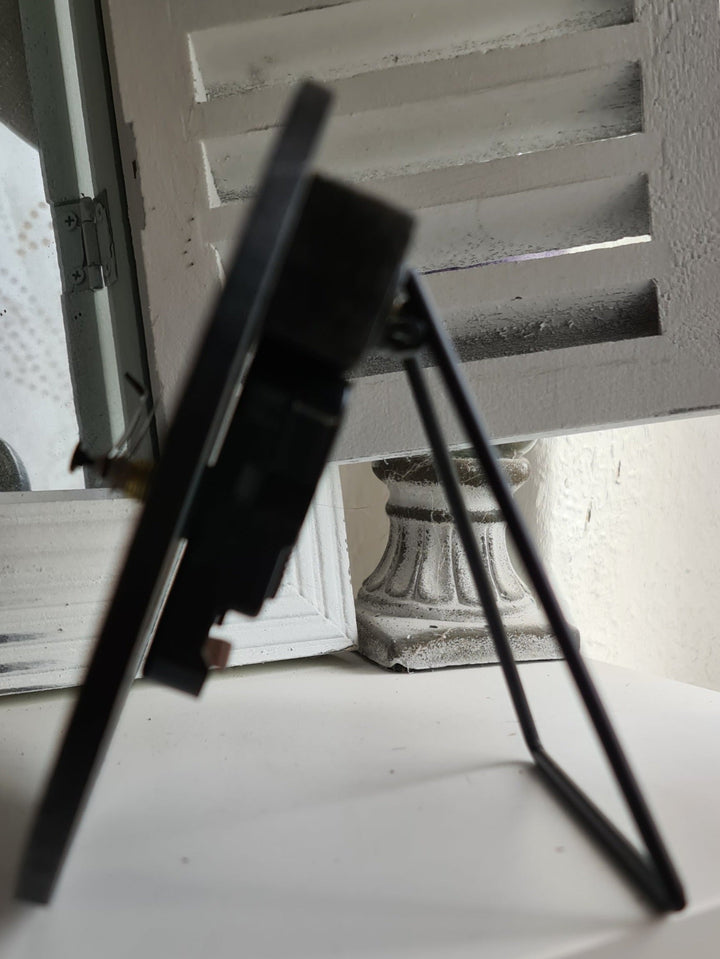 Tisch-Uhr zum Aufstellen, Vintage - British Moments / Fernweh-Kaufhaus