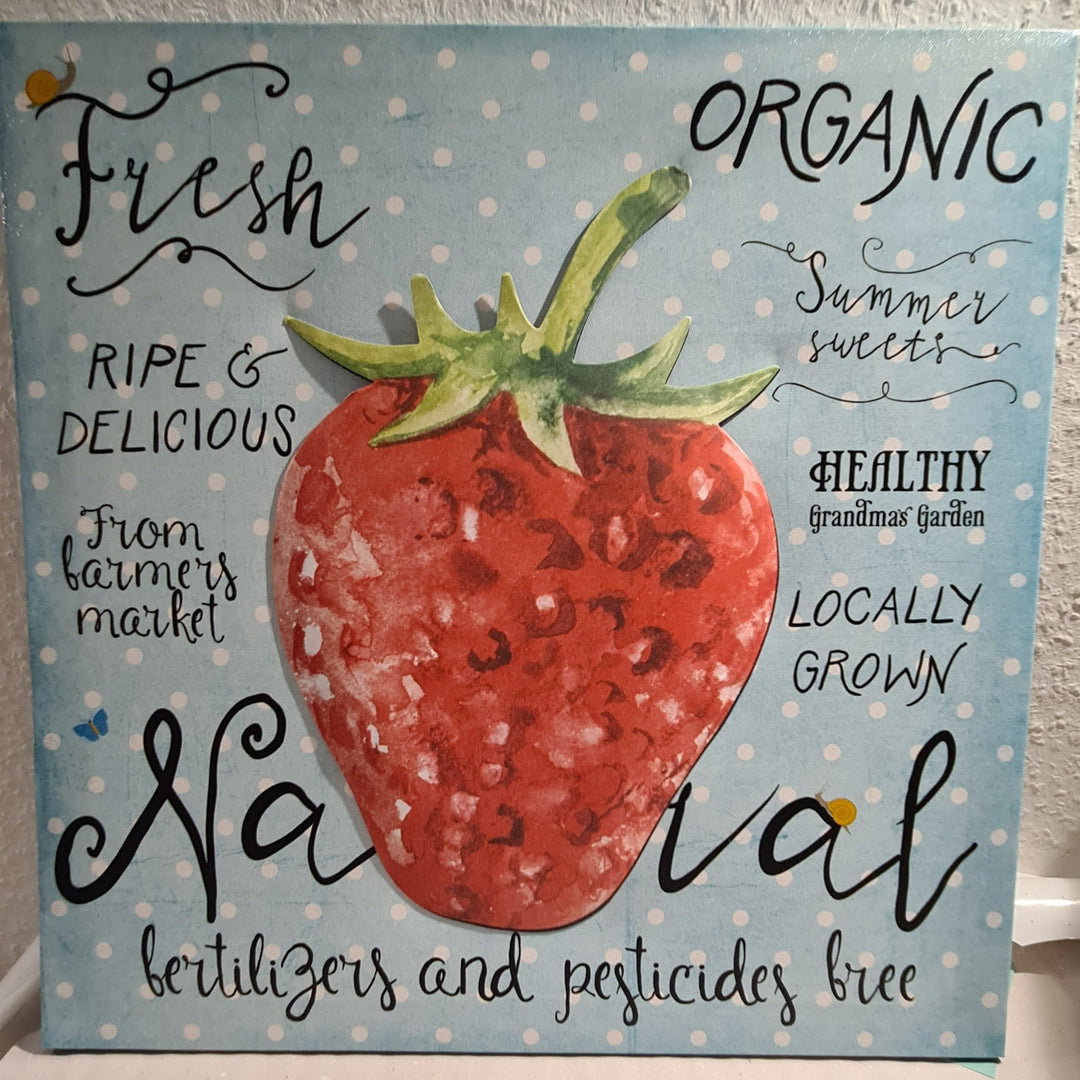 Wandbild Keilrahmen mit Applikation Erdbeere aus Metall 40x40cm - British Moments