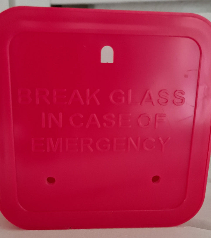 Witzige Spardose  in Feueralarm-Optik ca. 12cm x12cm x 5cm - British Moments / Fernweh-Kaufhaus