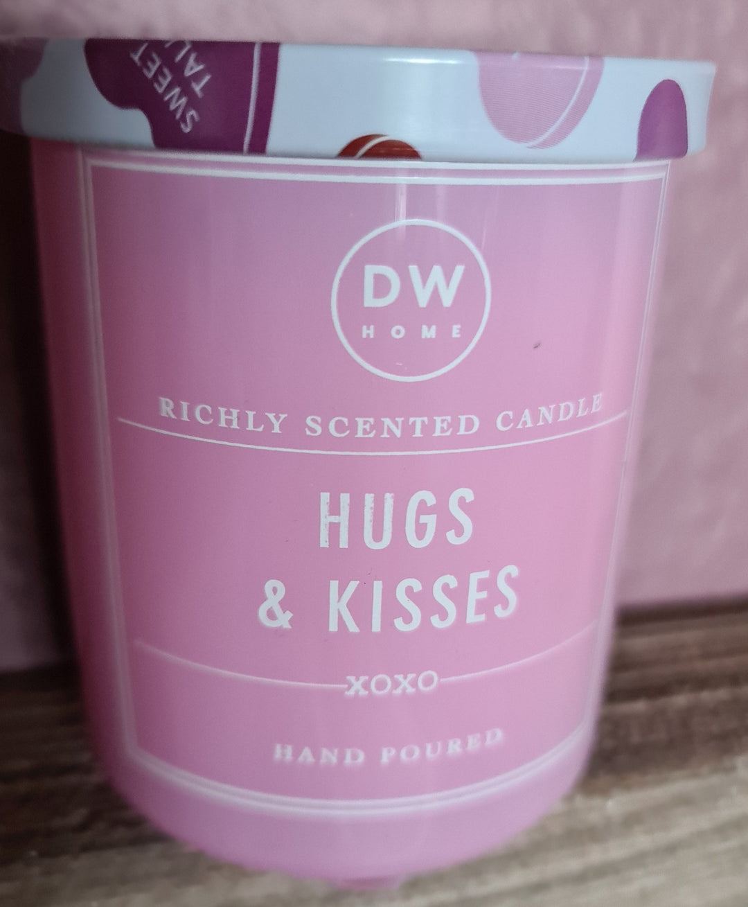 Handgegossene Duftkerze "Hugs & Kisses ".  108 gr. - British Moments