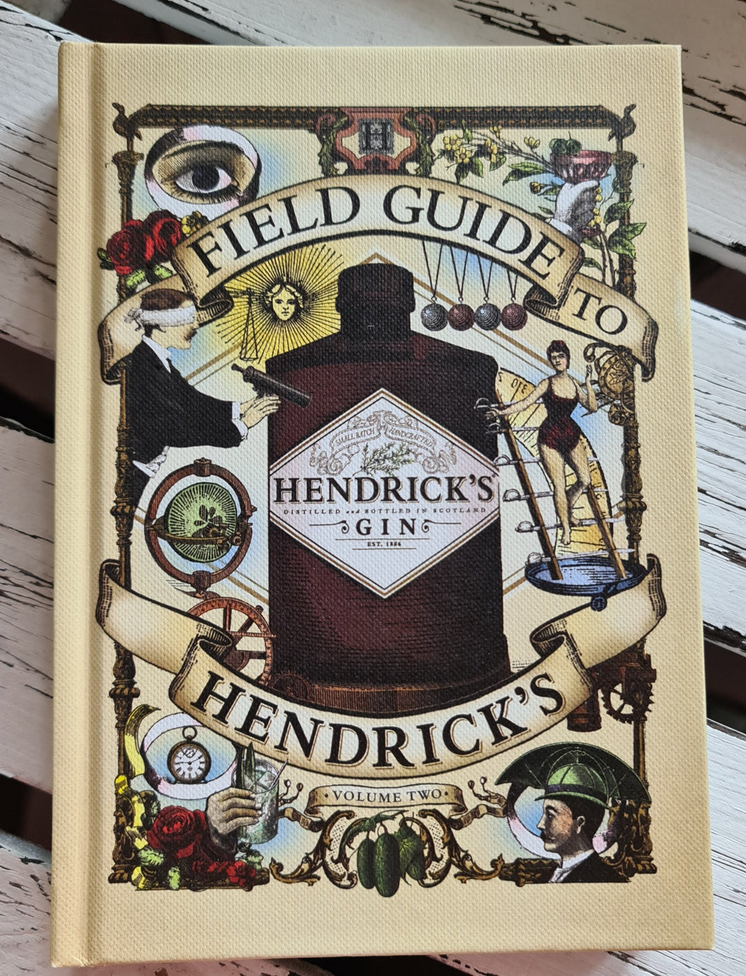Field Guide to Hendrick's Gin , Vol. 2, Cocktail Rezepte-Buch - British Moments