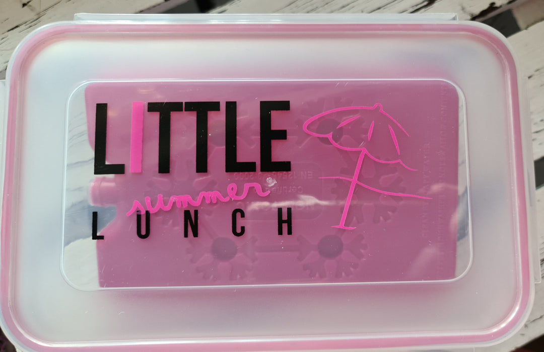 Lunchbox transparent mit Rand in pink . Beschriftung : "Little Summer Lunch" + Kühlakku"Perfekt für die Picknick-Zeit - British Moments