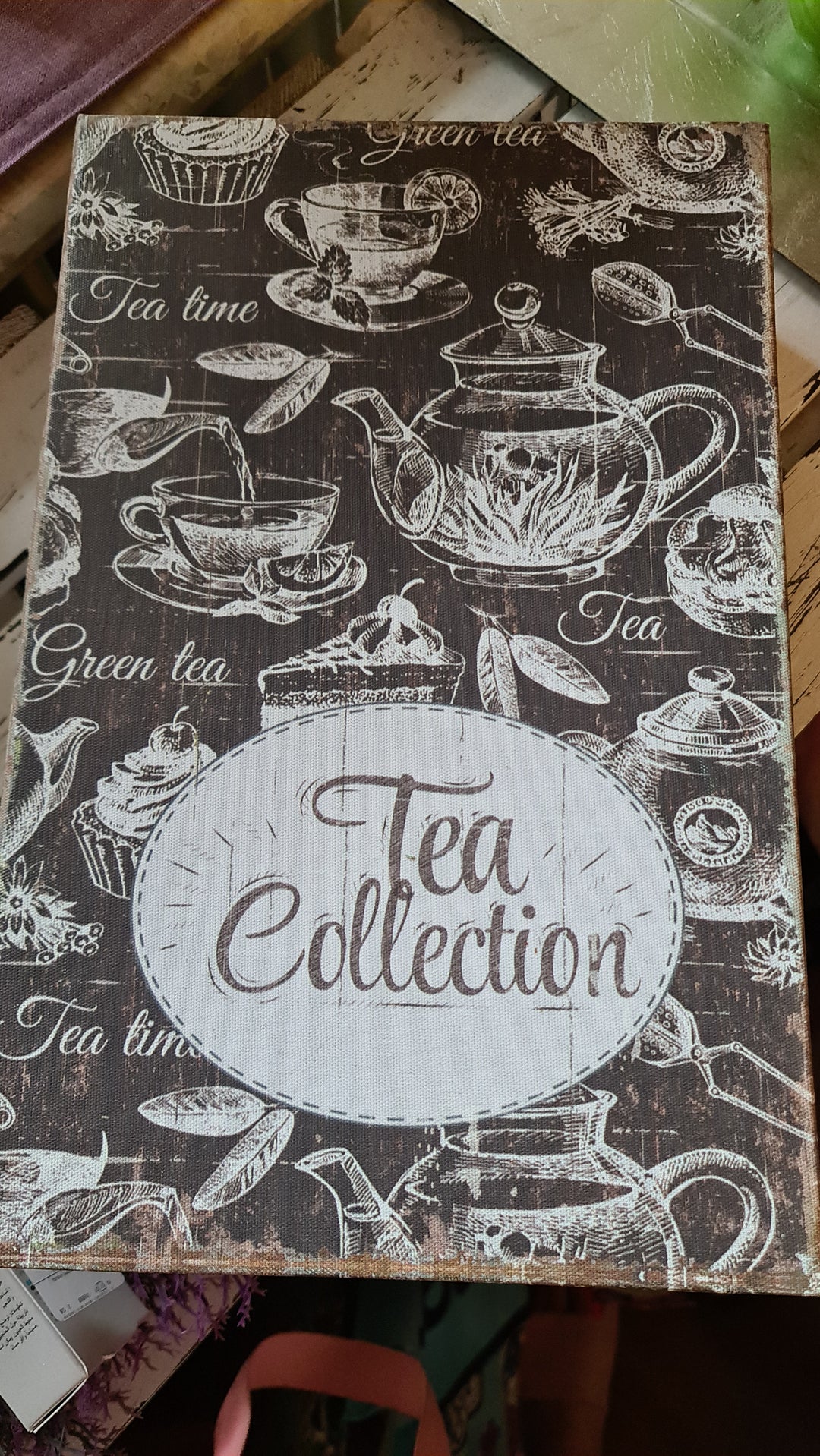 Edle Schachtel  in Buchoptik "Tea Collection", ca. 32 x 20 cm - British Moments / Fernweh-Kaufhaus