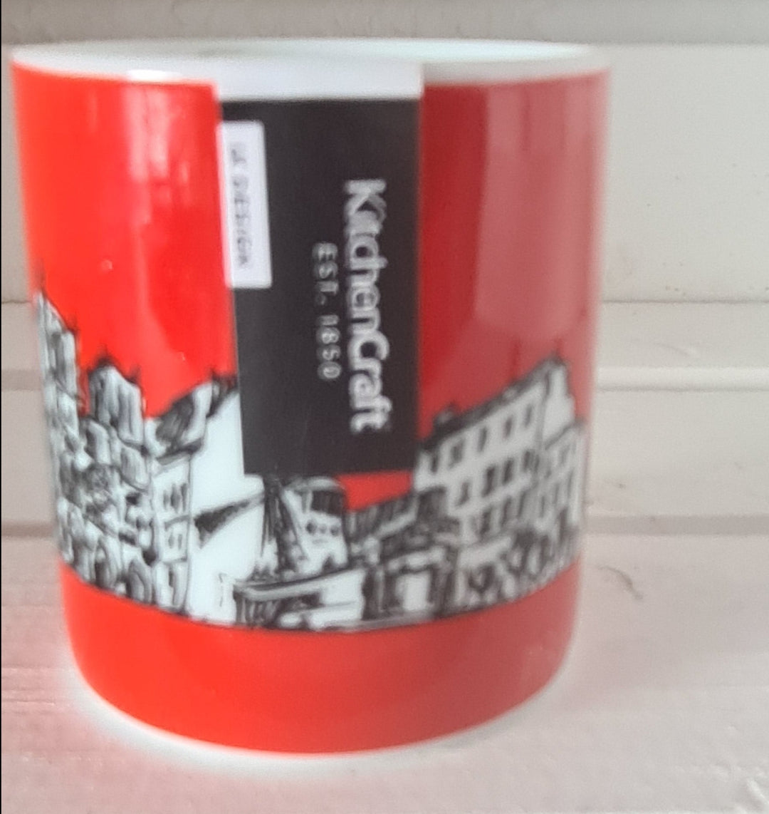 Kleine Espresso- Tasse mit Paris - Motiven - British Moments / Fernweh-Kaufhaus