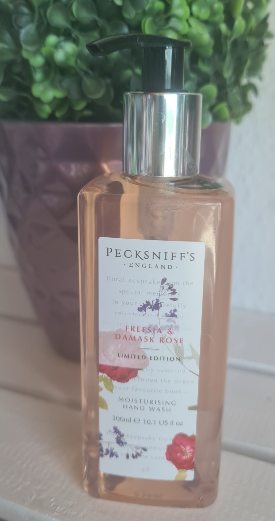 Pecksniff's Freesia & Damask Rose Hand Wash 300 ml - British Moments / Fernweh-Kaufhaus