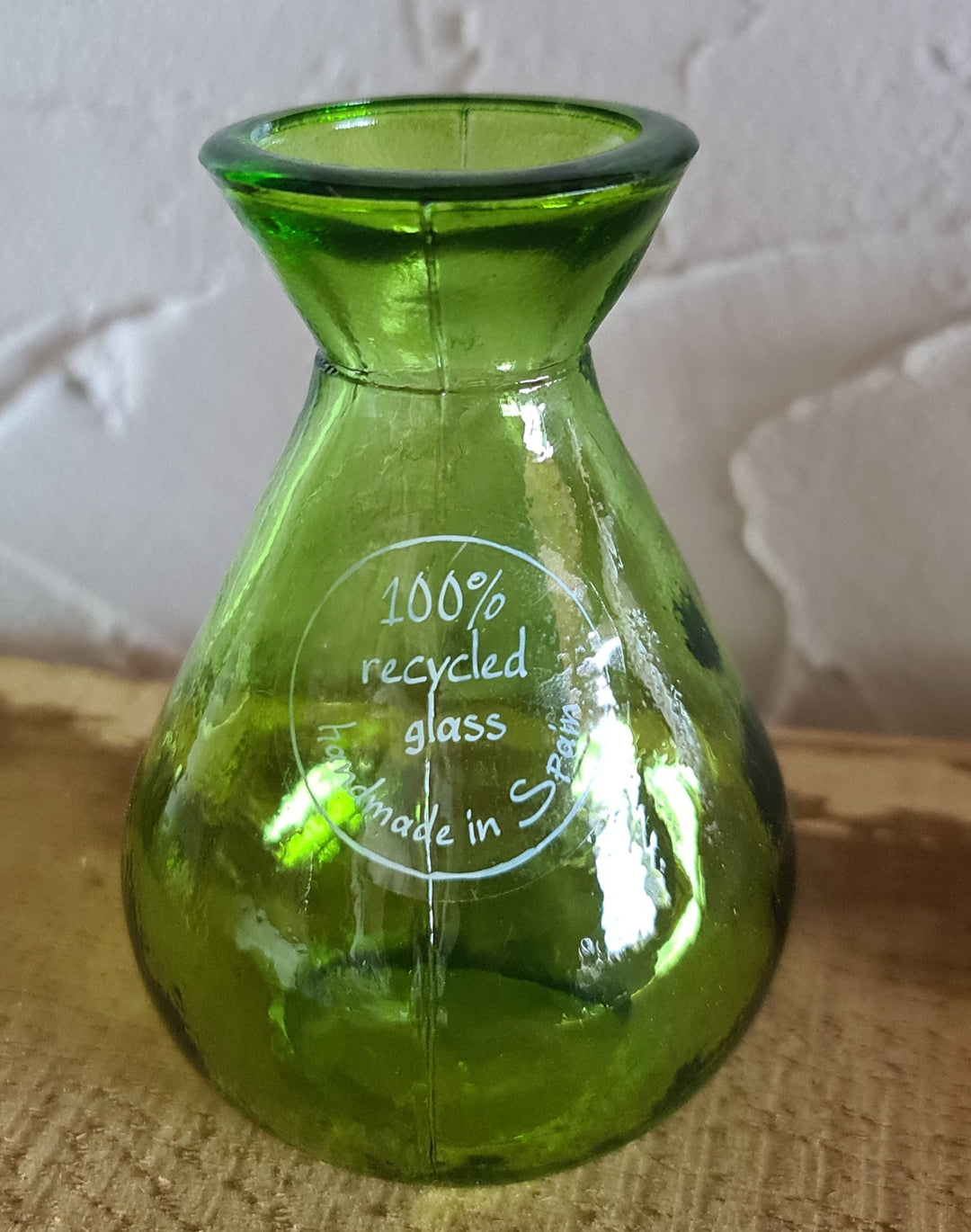 Glasvase aus 100% recyceltem Glas, Handarbeit aus Spanien, grün, Modell 1 - British Moments / Fernweh-Kaufhaus