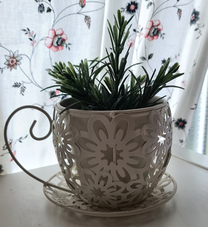 Blumentopf  " Tea -Time " in Form einer Tasse, Metall, cremeweiß