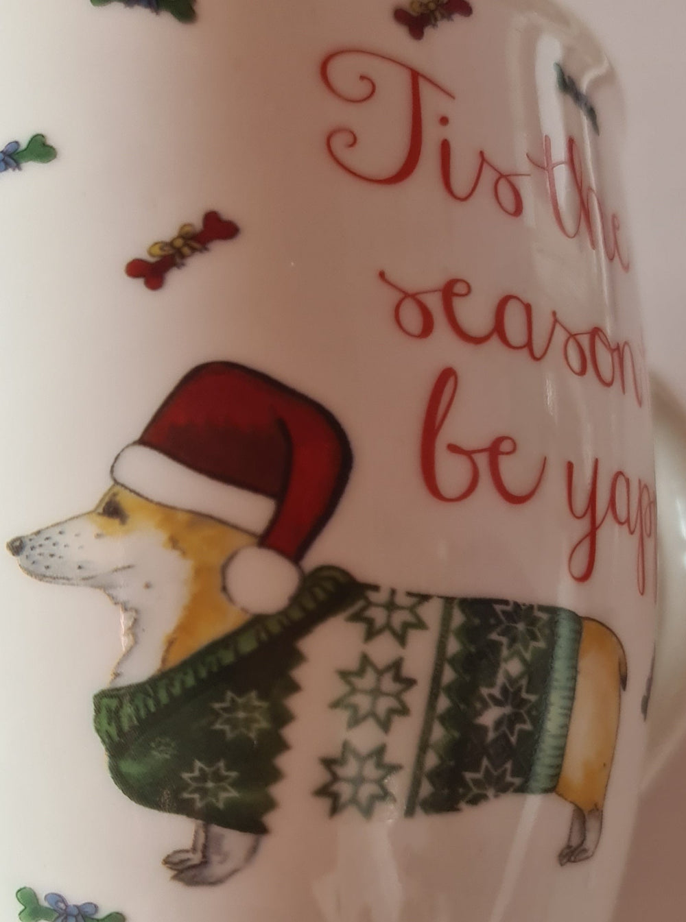 Weihnachtliche Jumbo Tasse "T'is the season to be yappy". Hundemotiv