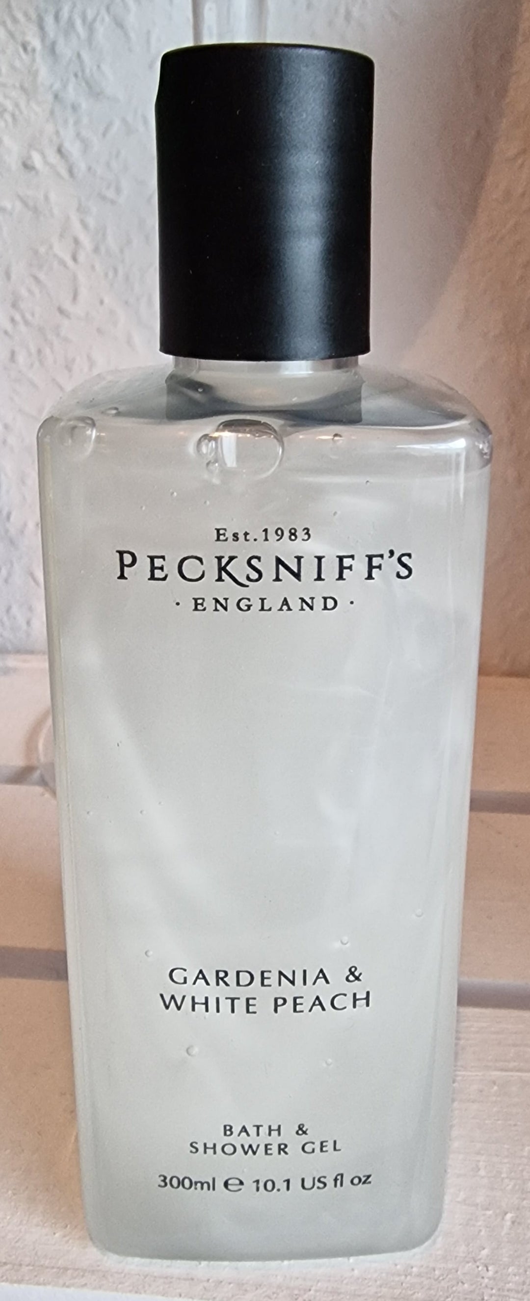 Pecksniff's Gardenia & White Peach Bath  &  Shower Gel 300 ml