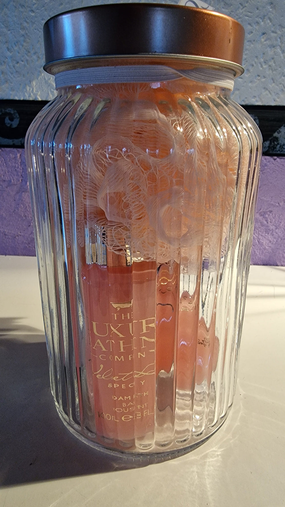 Luxury Bathing 6-teiliges Geschenk Set in dekorativem Glas mit Schleife