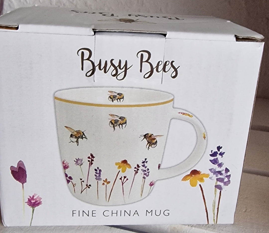 Busy Bees  -  Tasse /Becher  in einem farbenfrohen Blumen- und Bienendesign