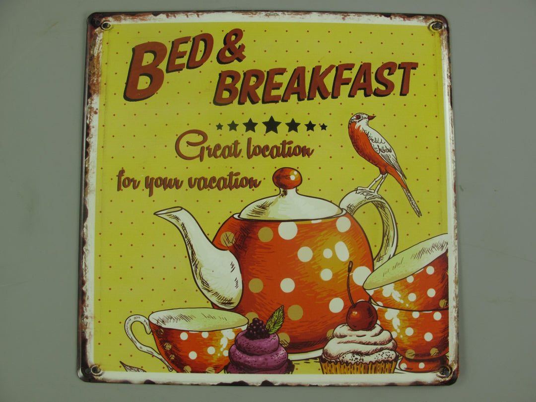 Wandschild, Blech, gestanzt ca 30cm  x 30 cm "Bed & Breakfast " - British Moments / Fernweh-Kaufhaus