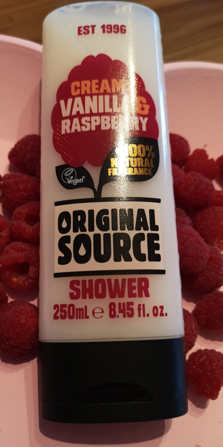 Original Source "Creamy Vanilla and Raspberry" Duschgel, 250 ml Flasche - British Moments