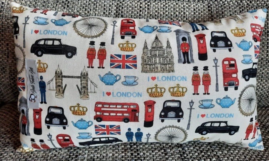 Reisekissen Motiv "London Sehenswürdigkeiten" Größe 35cm  x 22 cm, Handarbeit - British Moments